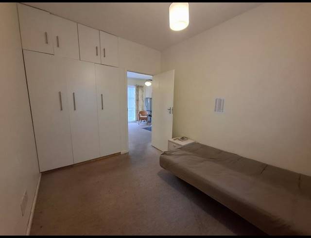 1 BEDROOM PROPERTY TO RENT IN RONDEBOSCH